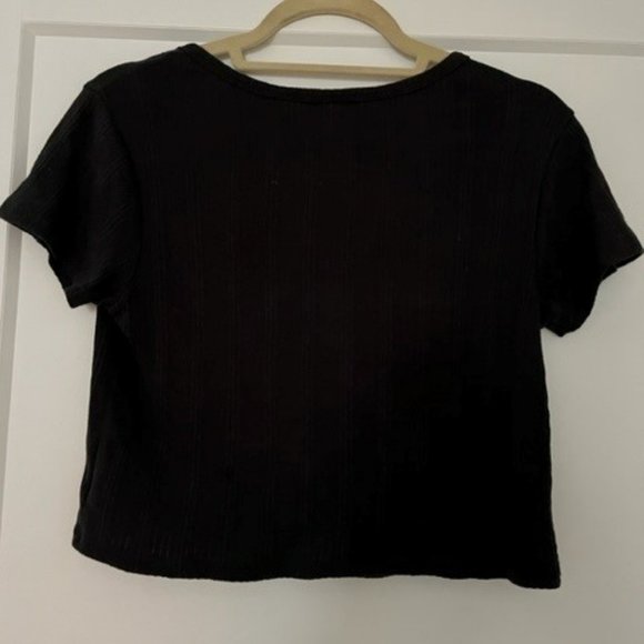 NWOT American Eagle Outfitters short sleeve tie crop shirt, size XS - Picture 3 of 4